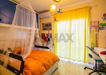 Camera / camera da letto - Quadrilocale viale mario rapisardi
 
485, Catania - foto 8