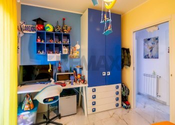 Camera / camera da letto - Quadrilocale viale mario rapisardi
 
485, Catania - foto 9