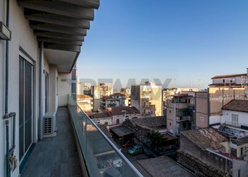 Balcone - Quadrilocale viale mario rapisardi
 
485, Catania - foto 13