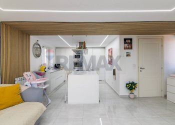 Soggiorno - Quadrilocale viale mario rapisardi
 
485, Catania - foto 17