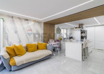 Soggiorno - Quadrilocale viale mario rapisardi
 
485, Catania - foto 22