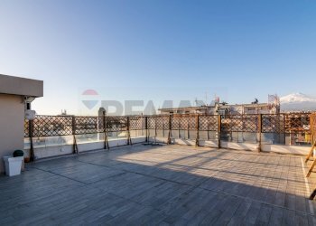 Terrazza - Quadrilocale viale mario rapisardi
 
485, Catania - foto 25