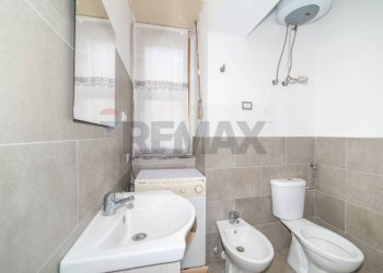 Bagno - Bilocale Via Nicola Dato
 
7, Catania - foto 7