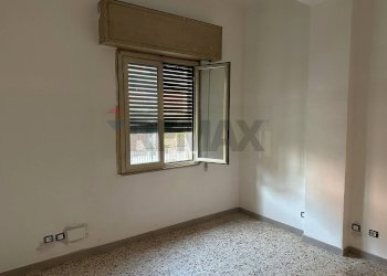 Stanza vuota - Trilocale Via Del Caravaggio
 
19, Catania - foto 11