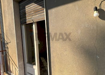 Balcone - Trilocale Via Del Caravaggio
 
19, Catania - foto 14