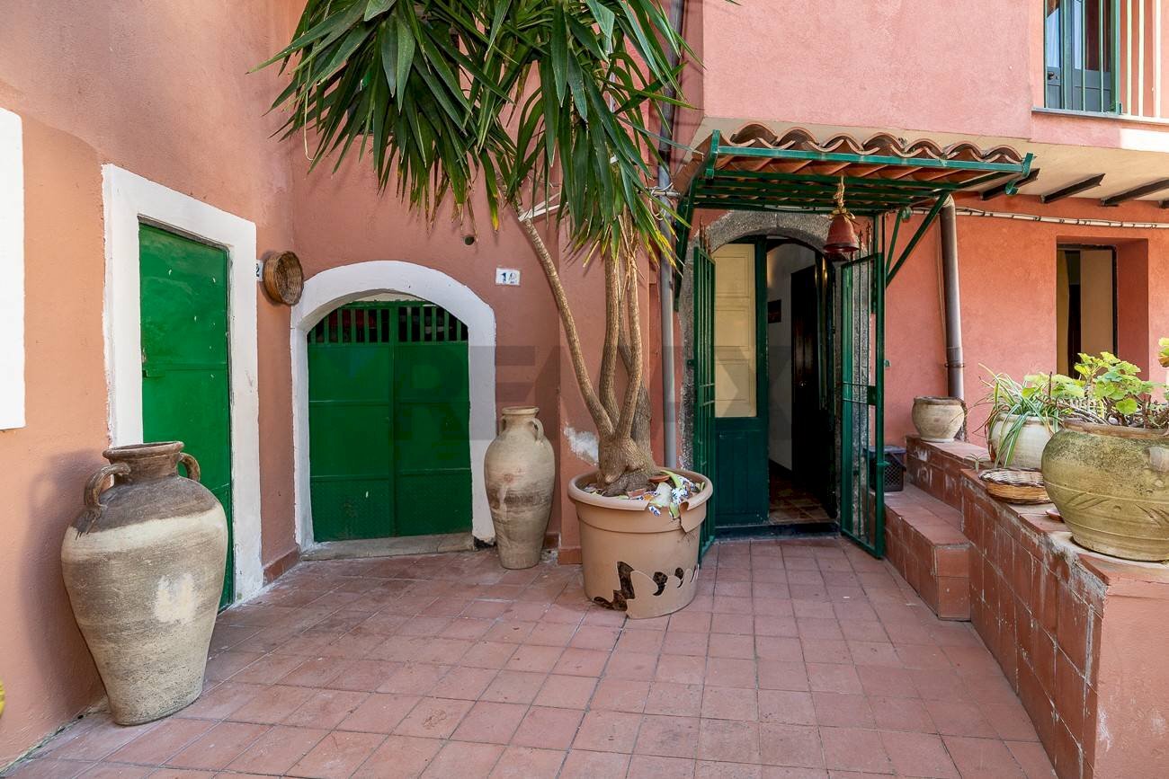 Terrazza - Hotel Via Pagana
 
35, Castiglione di Sicilia - foto 1