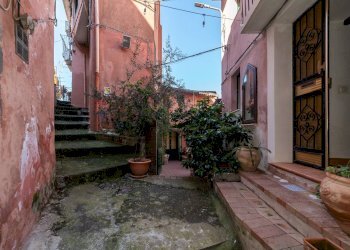 Scale - Hotel Via Pagana
 
35, Castiglione di Sicilia - foto 19