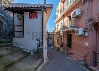 Edificio all\'aperto - Hotel Via Pagana
 
35, Castiglione di Sicilia - foto 30