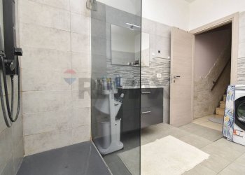 Bagno - Trilocale Via Giuseppe Missori
 
28, Catania - foto 16