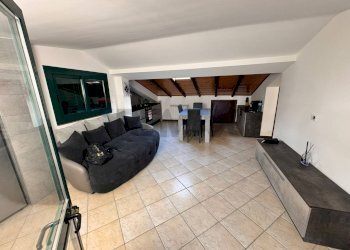 Sala da pranzo - Three-room apartment Via Umberto
 
278, San Pietro Clarenza - photo 19