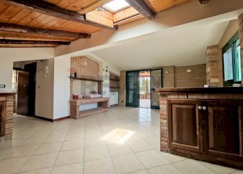 Cucina - Three-room apartment Via Umberto
 
278, San Pietro Clarenza - photo 25