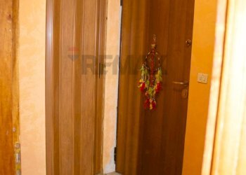 Hall / corridoio - Trilocale Via Barbiano
 
14, Acireale - foto 2