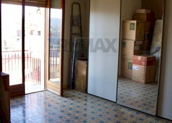 Stanza vuota - Trilocale Via Barbiano
 
14, Acireale - foto 3