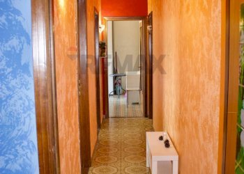 Hall / corridoio - Trilocale Via Barbiano
 
14, Acireale - foto 5