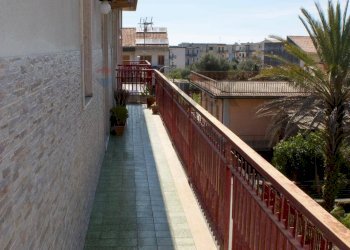 Balcone - Trilocale Via Barbiano
 
14, Acireale - foto 10
