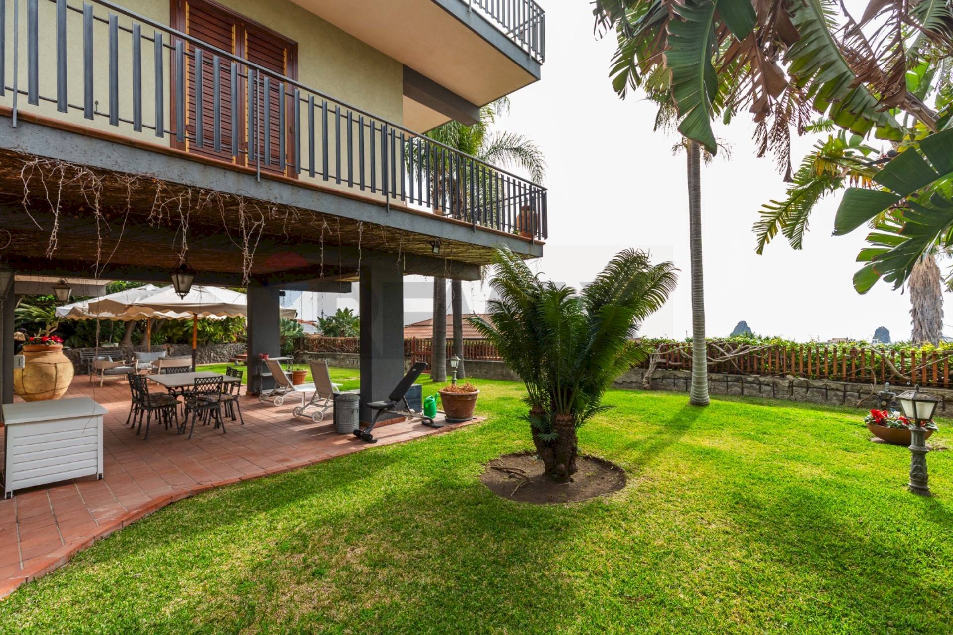 Giardino - Casa semi indipendente Via Maganuco
 
1, Aci Castello - foto 2