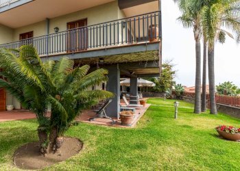 Casa all\'aperto - Semi-detached house Via Maganuco
 
1, Aci Castello - photo 9