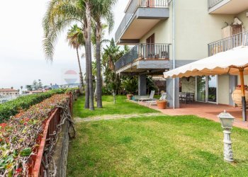 Casa all\'aperto - Semi-detached house Via Maganuco
 
1, Aci Castello - photo 21