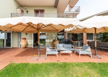 Terrazza - Semi-detached house Via Maganuco
 
1, Aci Castello - photo 22