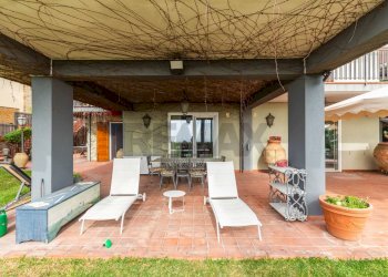 Terrazza - Semi-detached house Via Maganuco
 
1, Aci Castello - photo 23