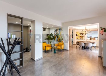 Sala da pranzo - Semi-detached house Via Maganuco
 
1, Aci Castello - photo 24