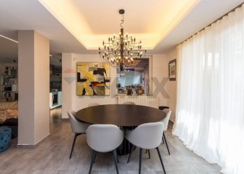 Sala da pranzo - Semi-detached house Via Maganuco
 
1, Aci Castello - photo 26