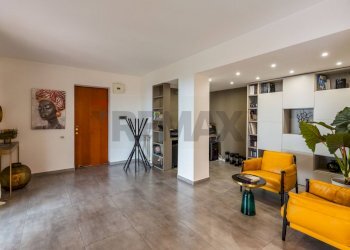 Soggiorno - Semi-detached house Via Maganuco
 
1, Aci Castello - photo 30