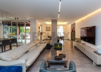 Soggiorno - Semi-detached house Via Maganuco
 
1, Aci Castello - photo 35