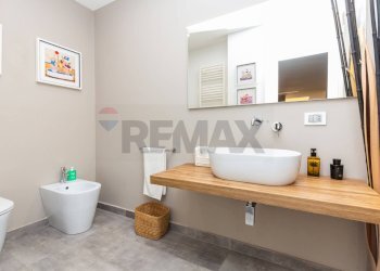 Bagno - Semi-detached house Via Maganuco
 
1, Aci Castello - photo 36