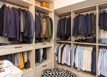 Cabina armadio - Semi-detached house Via Maganuco
 
1, Aci Castello - photo 44