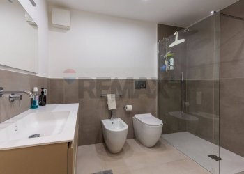 Bagno - Semi-detached house Via Maganuco
 
1, Aci Castello - photo 55