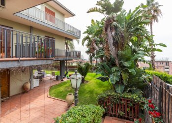 Giardino - Semi-detached house Via Maganuco
 
1, Aci Castello - photo 72