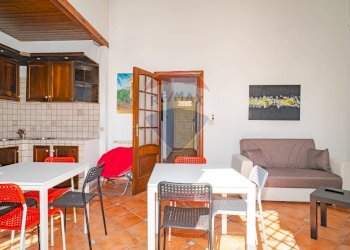 Sala da pranzo - Trilocale via silvio pellico
 
1, Trecastagni - foto 5