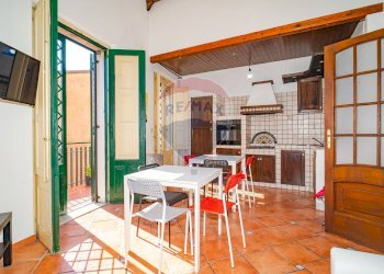 Sala da pranzo - Trilocale via silvio pellico
 
1, Trecastagni - foto 7