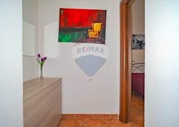 Hall / corridoio - Trilocale via silvio pellico
 
1, Trecastagni - foto 11