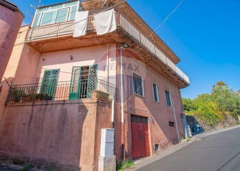 Casa all\'aperto - Trilocale via silvio pellico
 
1, Trecastagni - foto 25