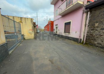 Edificio all\'aperto - Trilocale Via Archimede
 
3, Belpasso - foto 26