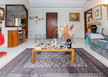 Soggiorno - Attico via Giuseppe Seminara
 
15, Acireale - foto 1