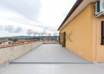 Terrazza - Attico via Giuseppe Seminara
 
15, Acireale - foto 12