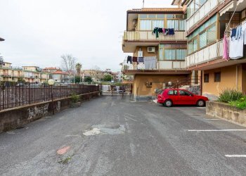 Edificio all\'aperto - Attico via Giuseppe Seminara
 
15, Acireale - foto 36