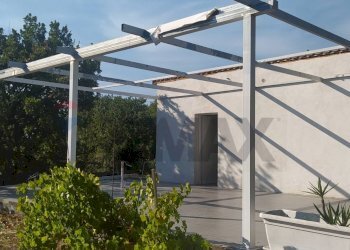 Edificio all\'aperto - Rustico Via Fiume
 
snc, Belpasso - foto 9