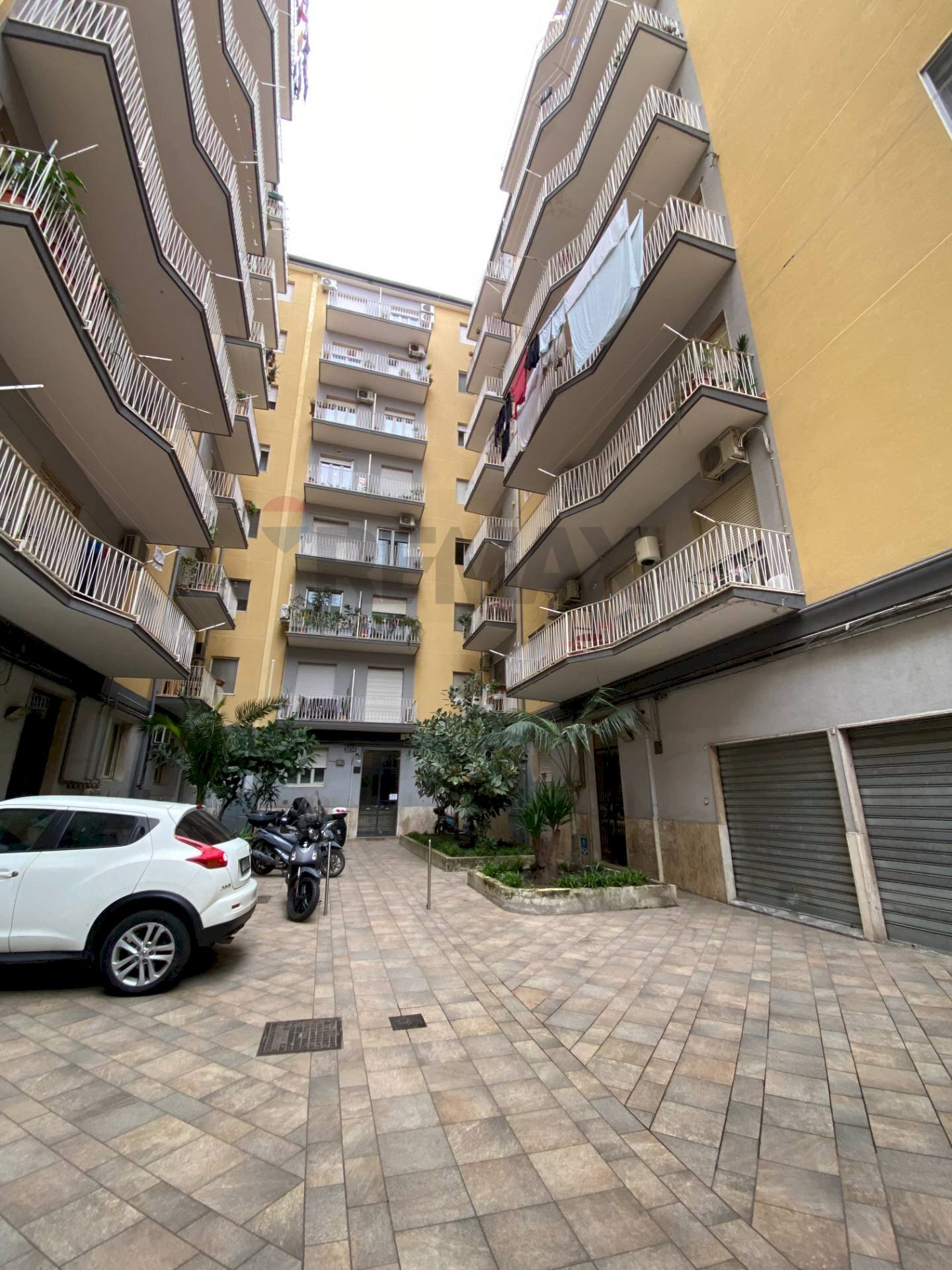 Edificio all\'aperto - Appartamento Via Duca Degli Abruzzi
 
57, Catania - foto 2