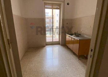 Stanza vuota - Appartamento Via Duca Degli Abruzzi
 
57, Catania - foto 13