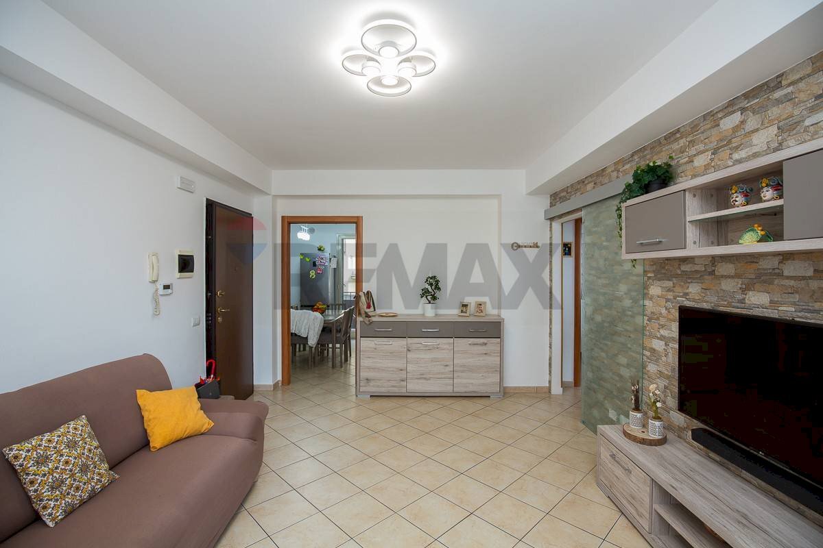 Soggiorno - Quadrilocale via VII retta levante
 
2, Belpasso - foto 3