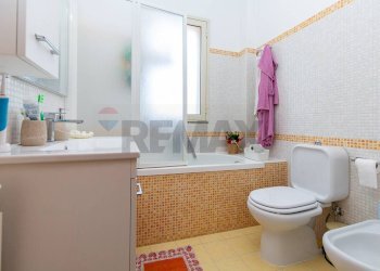 Bagno - Quadrilocale via VII retta levante
 
2, Belpasso - foto 12