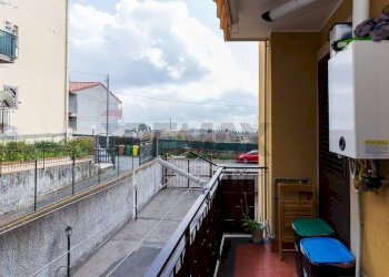 Balcone - Quadrilocale via VII retta levante
 
2, Belpasso - foto 15