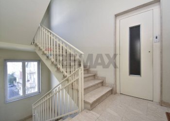 Scale - Appartamento via giovan battista vaccarini
 
5, Sant'Agata Li Battiati - foto 9