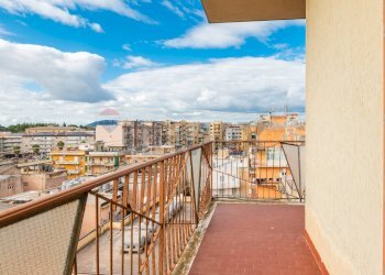 Balcone - Trilocale viale Mario Milazzo
 
82, Caltagirone - foto 15