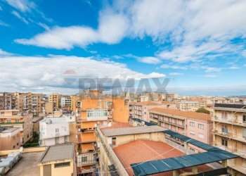 Edificio all\'aperto - Trilocale viale Mario Milazzo
 
82, Caltagirone - foto 16