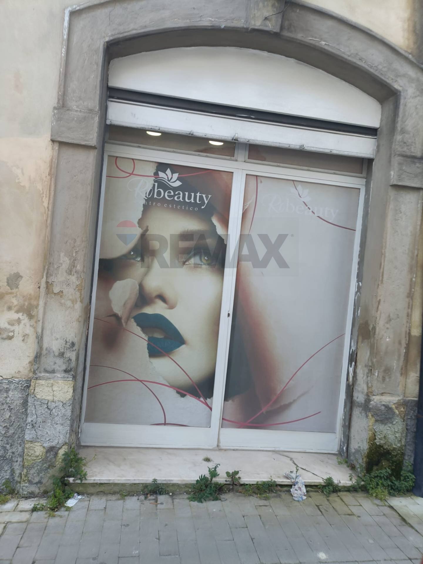 Non correlato - Commercial Premises Viale Principe Umberto
 
64, Caltagirone - photo 2